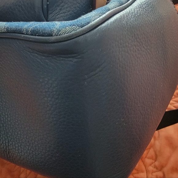 Coach Court Backpack In Signature Denim - Picture 3 of 9